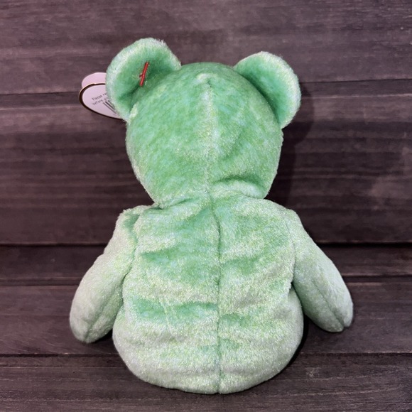 Ty Beanie Baby Kicks the Soccer Bear - Picture 2 of 9